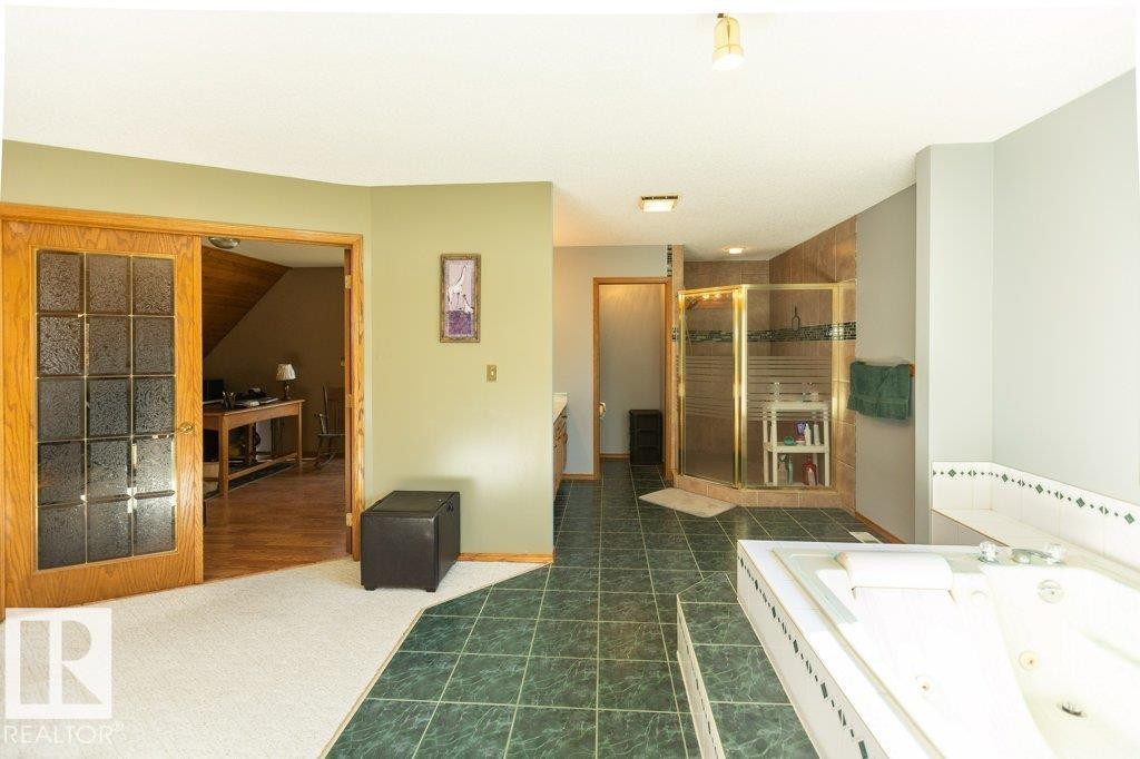 












8 Sunrise DR Summer Village of Larkspur

,
Rural Westlock County,




AB
T0G 0S0

