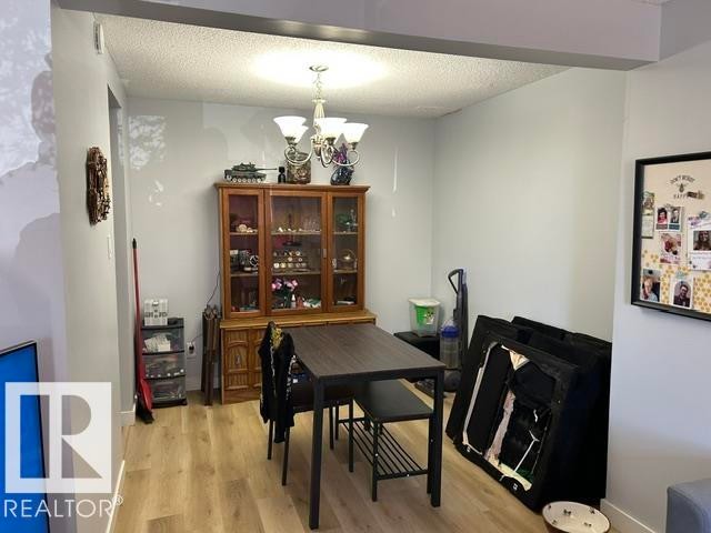 












51 Mcleod Place

,
Edmonton,




AB
T5A 3A8

