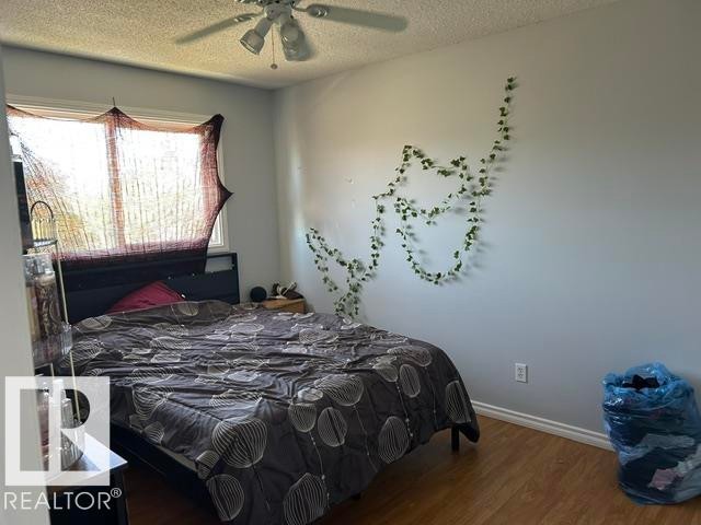 












51 Mcleod Place

,
Edmonton,




AB
T5A 3A8

