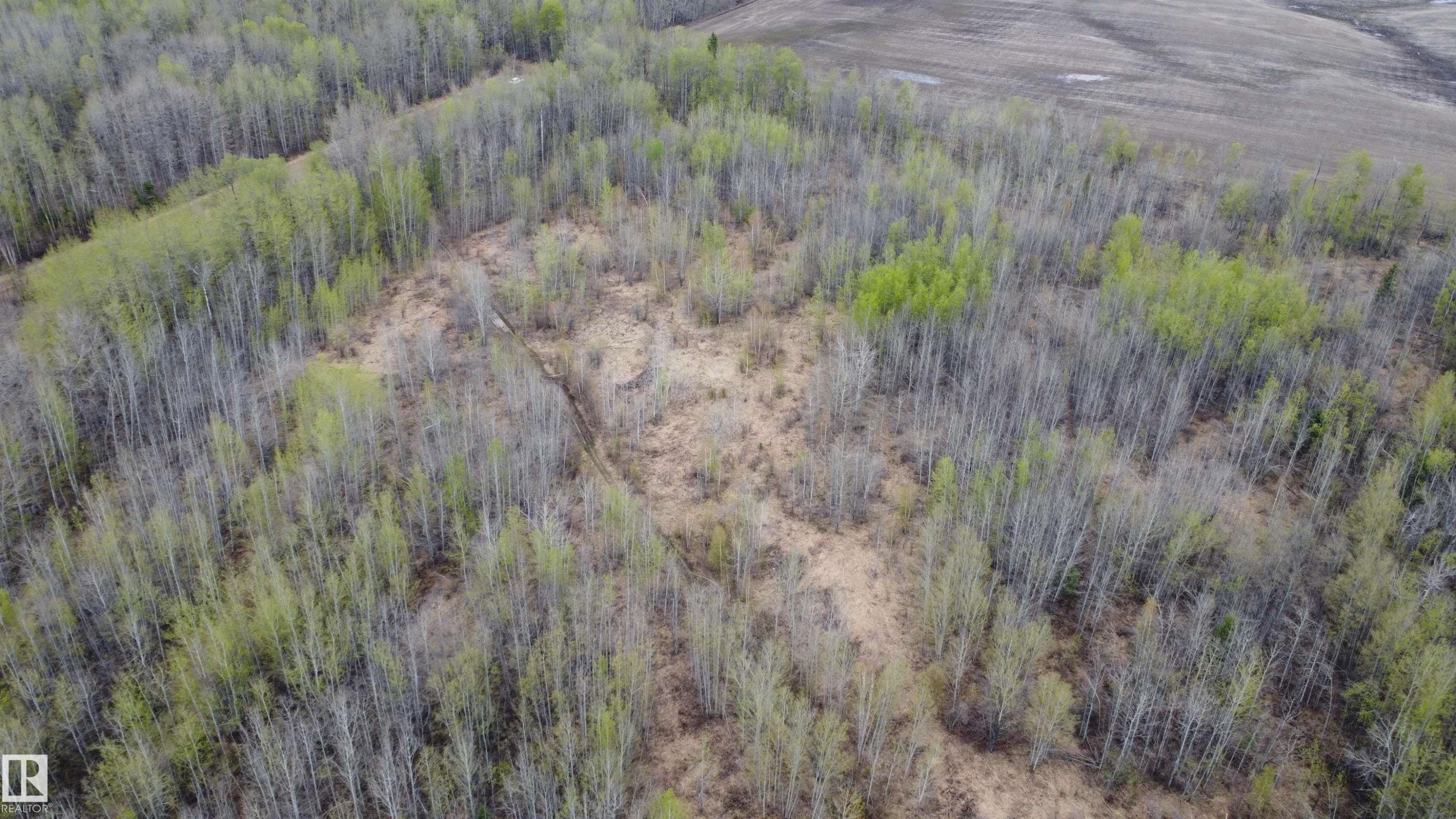 












Hwy 2 RR 263

,
Rural Lesser Slave River M.D.,







AB
T0G 2B0

