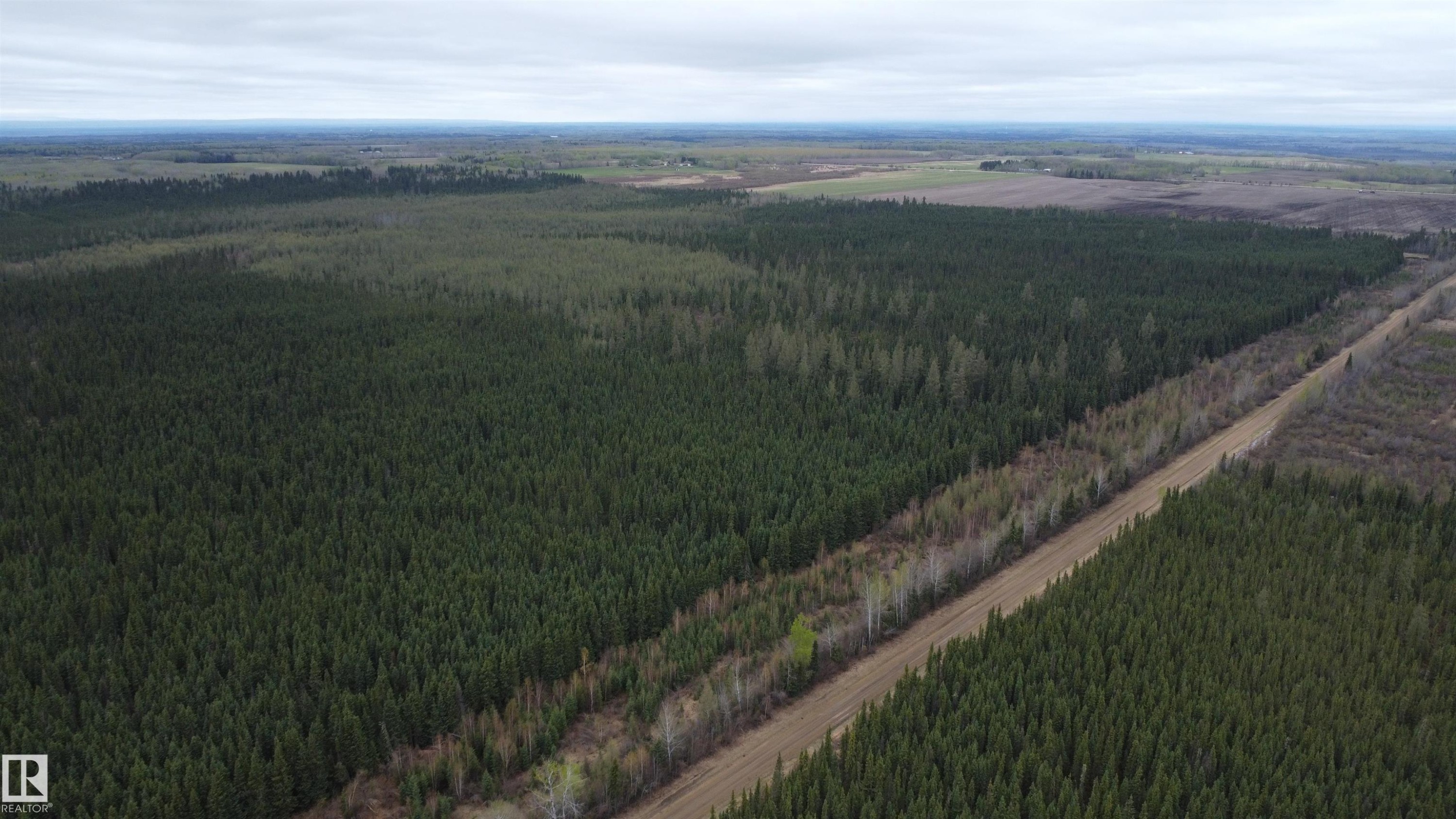 












Hwy 2 RR 263

,
Rural Lesser Slave River M.D.,







AB
T0G 2B0

