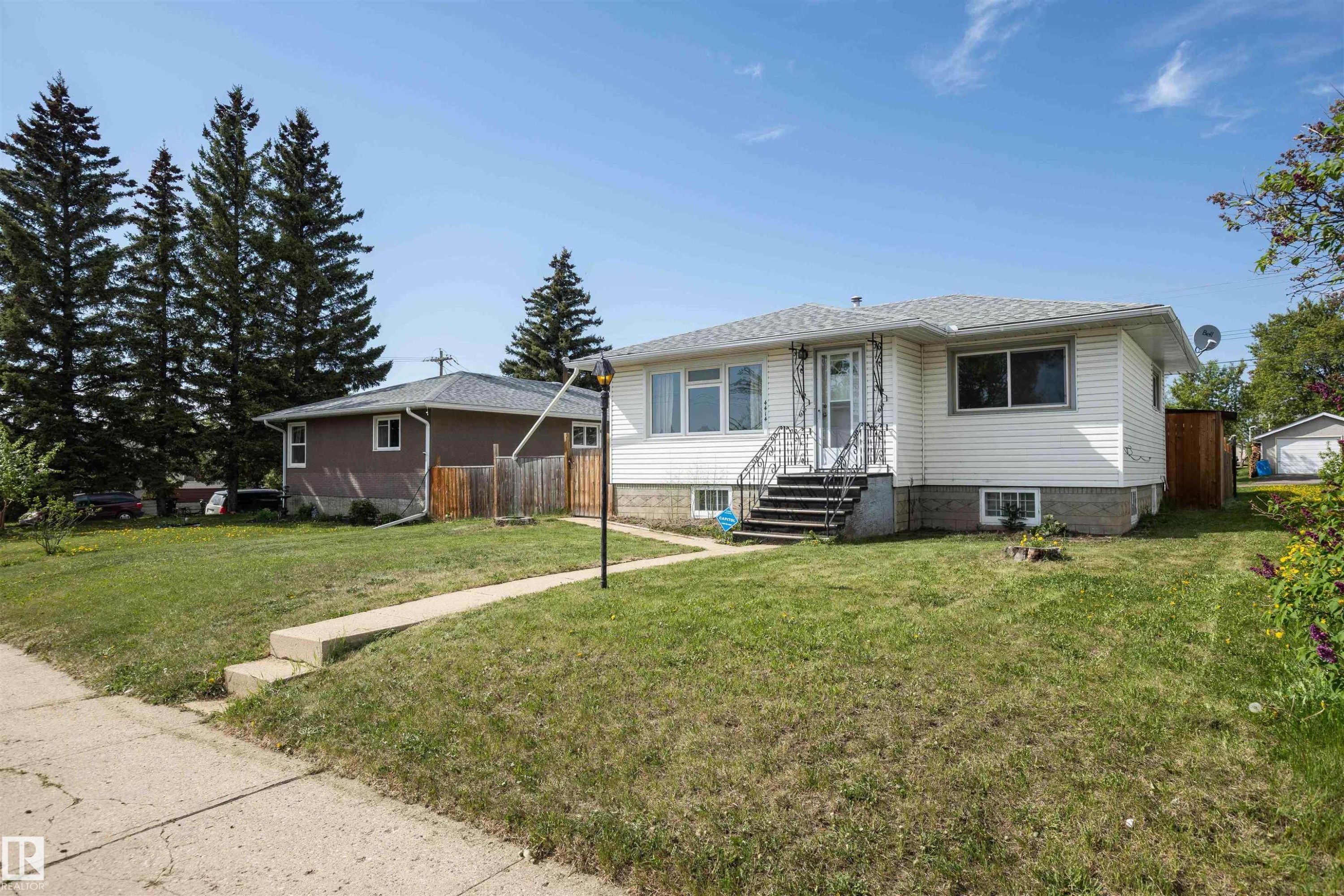 












4414 54 Avenue

,
Barrhead,




AB
T7N 1J9

