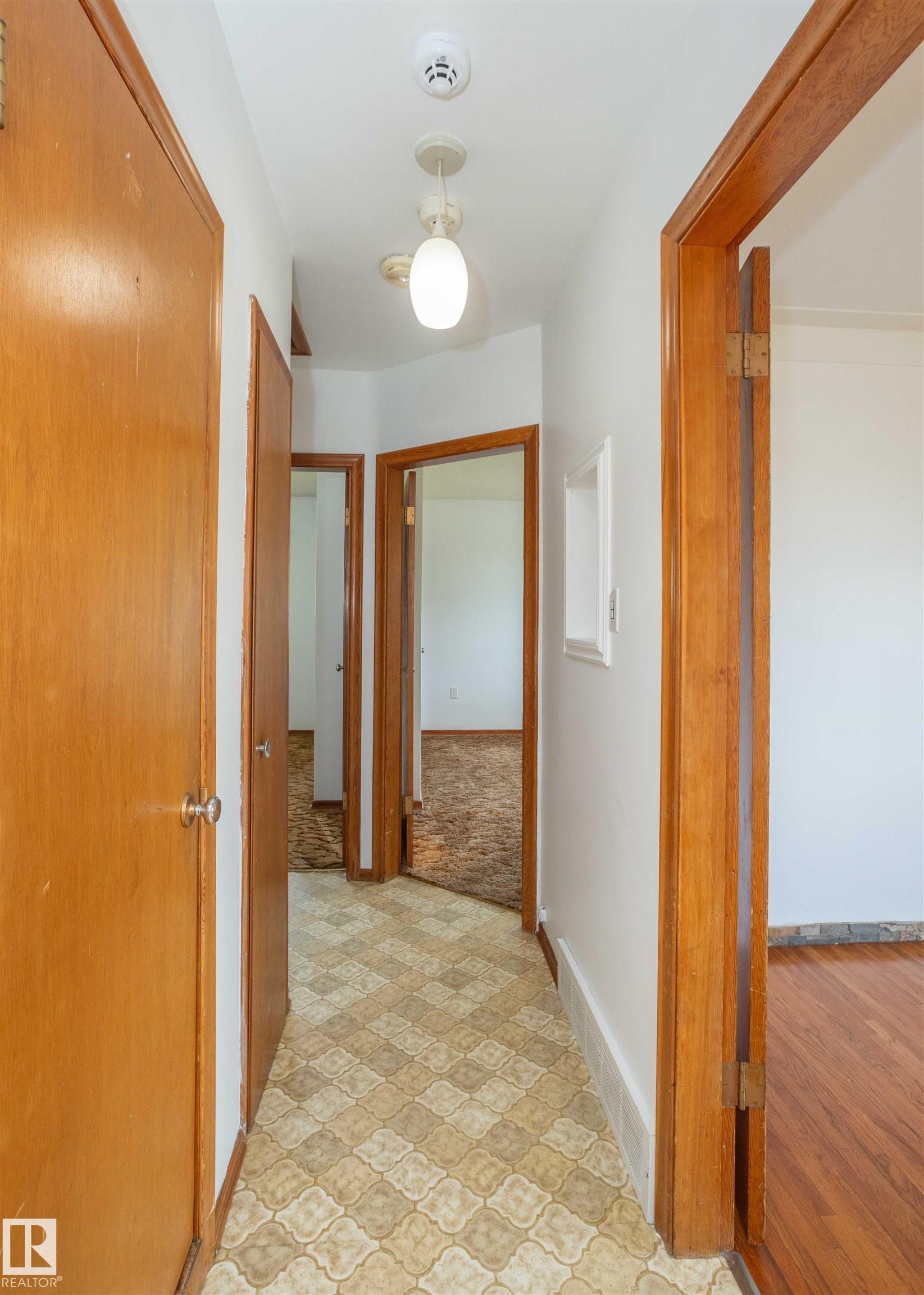 












4414 54 Avenue

,
Barrhead,




AB
T7N 1J9


