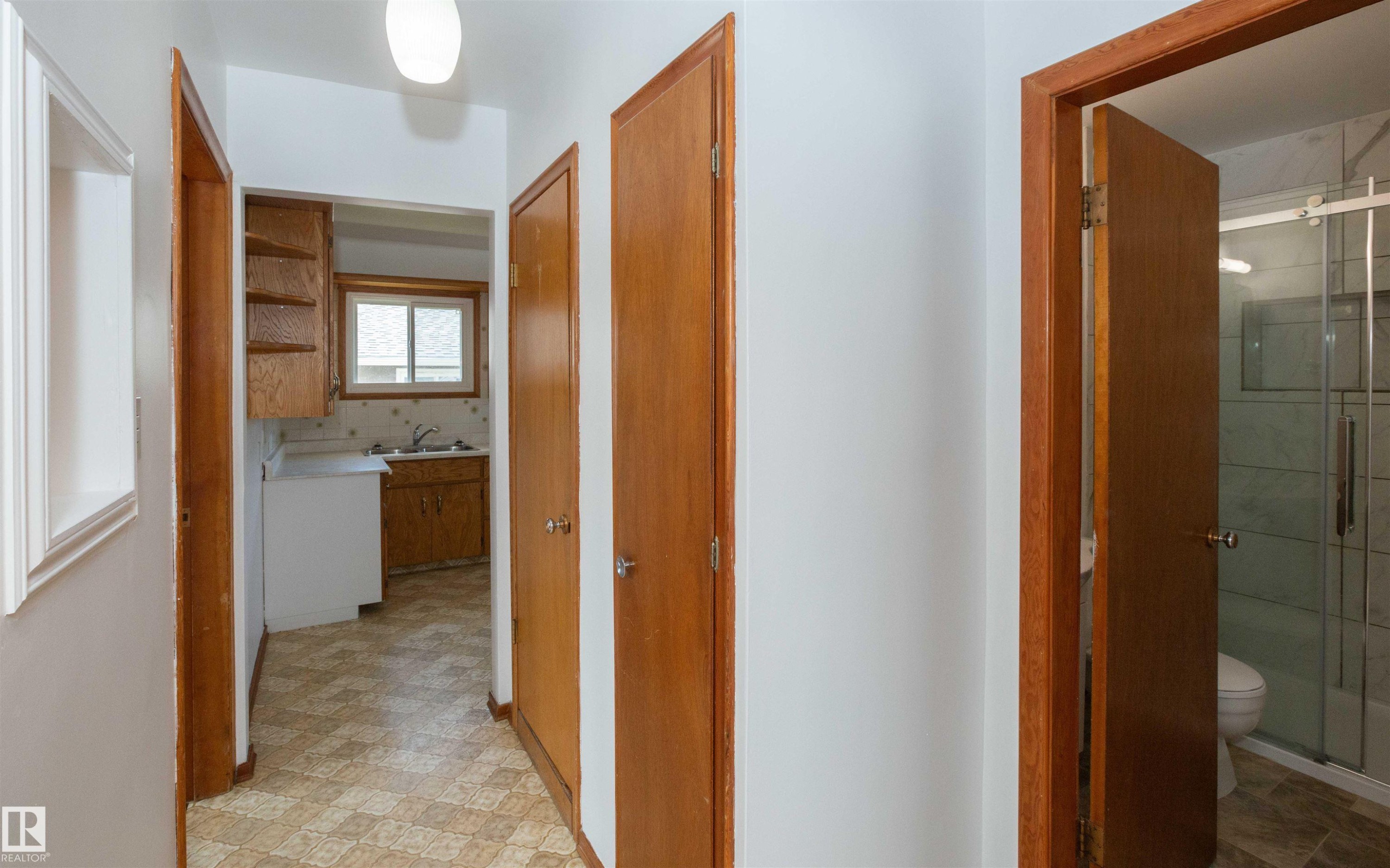 












4414 54 Avenue

,
Barrhead,




AB
T7N 1J9

