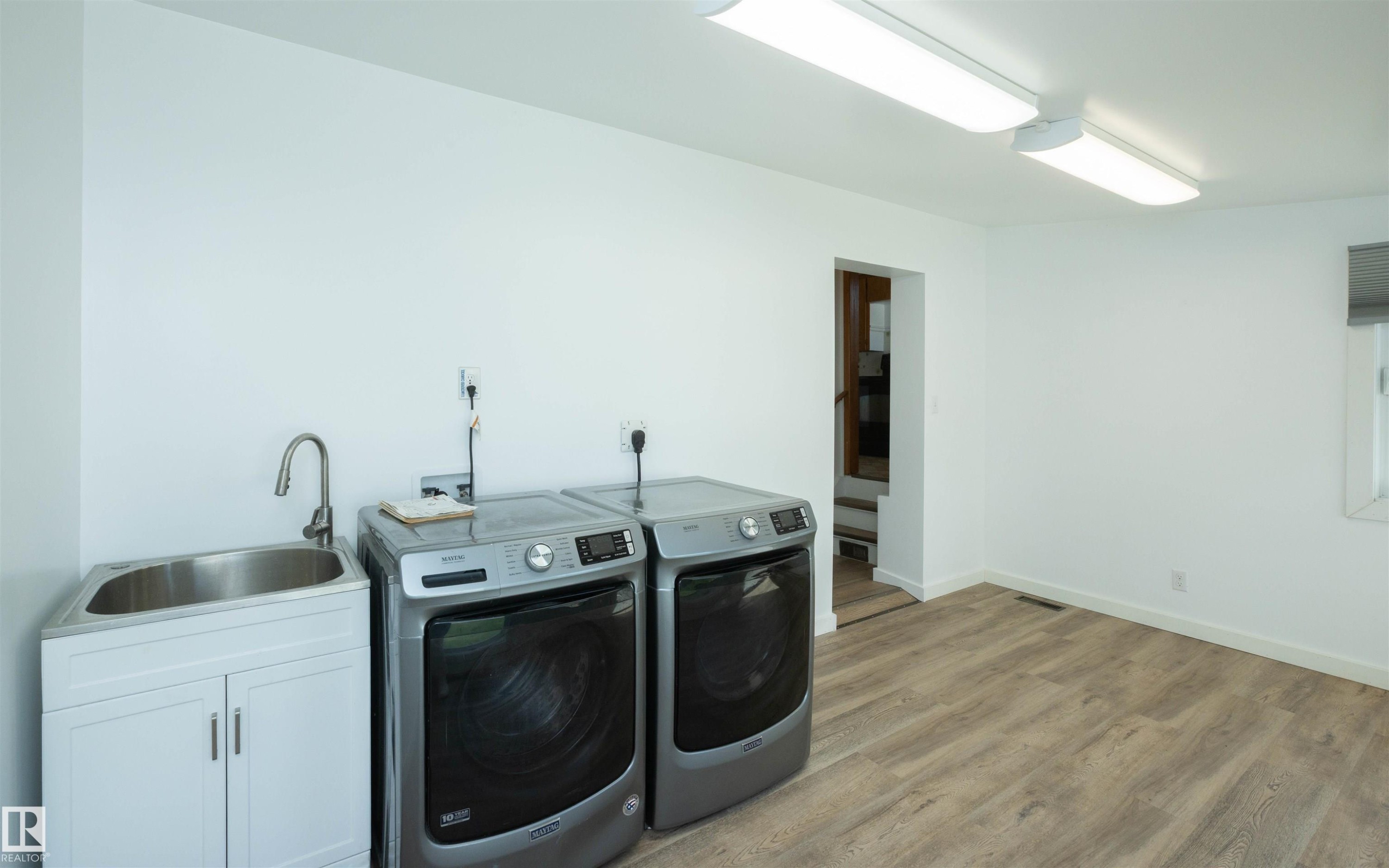 












4414 54 Avenue

,
Barrhead,




AB
T7N 1J9


