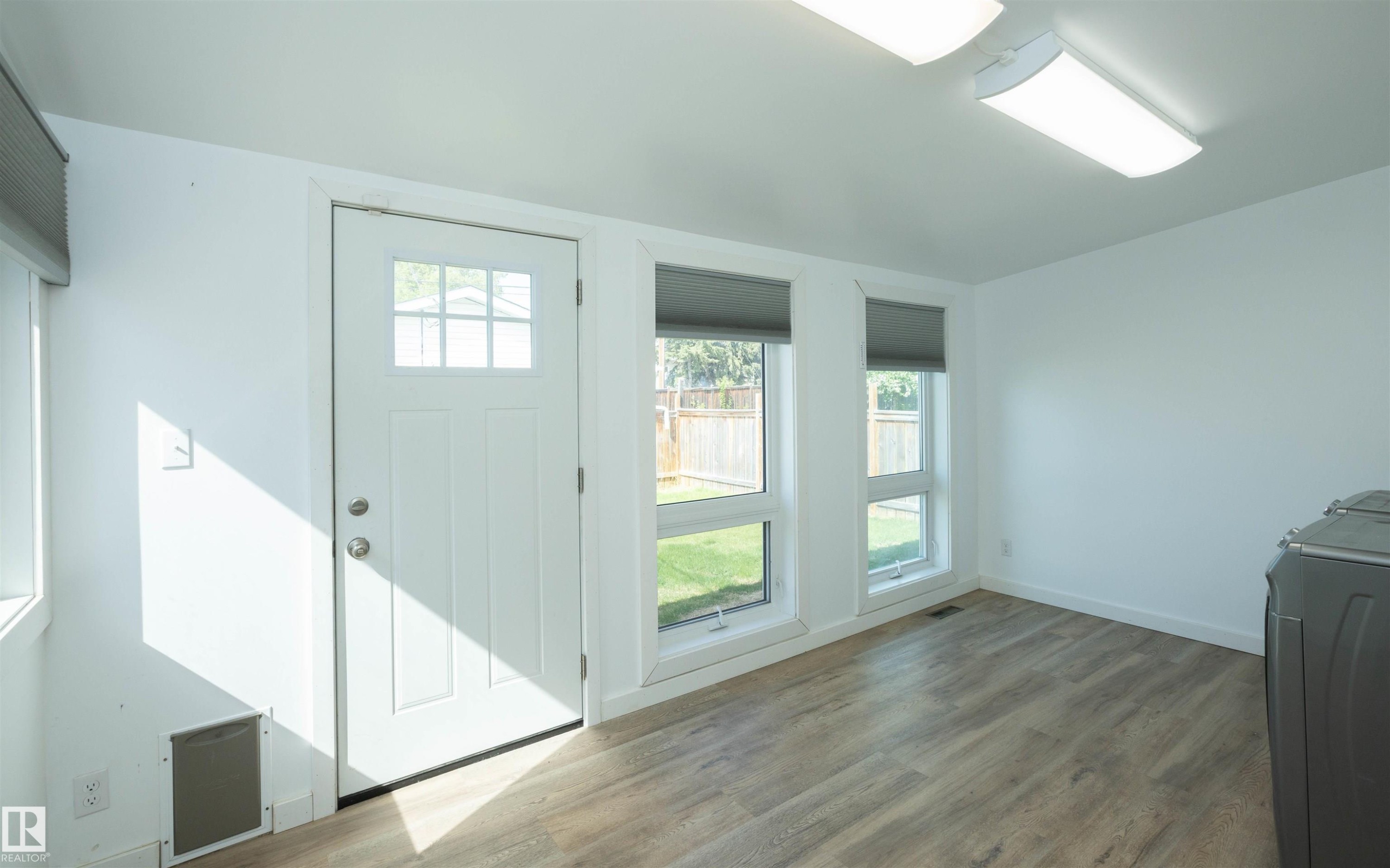 












4414 54 Avenue

,
Barrhead,




AB
T7N 1J9

