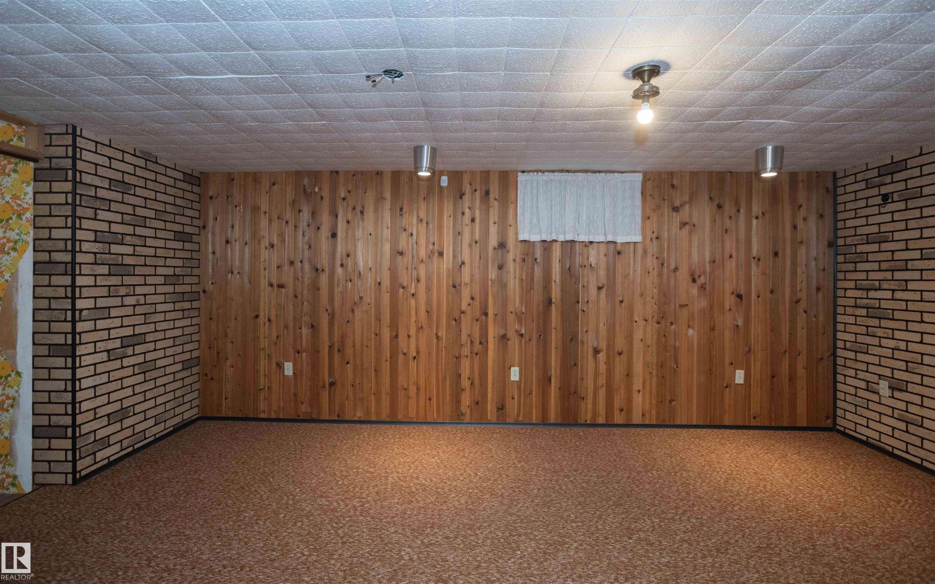 












4414 54 Avenue

,
Barrhead,




AB
T7N 1J9

