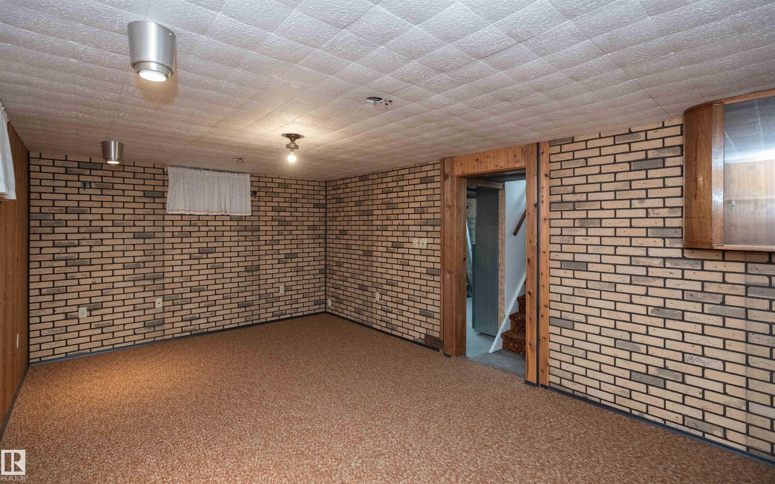 












4414 54 Avenue

,
Barrhead,




AB
T7N 1J9

