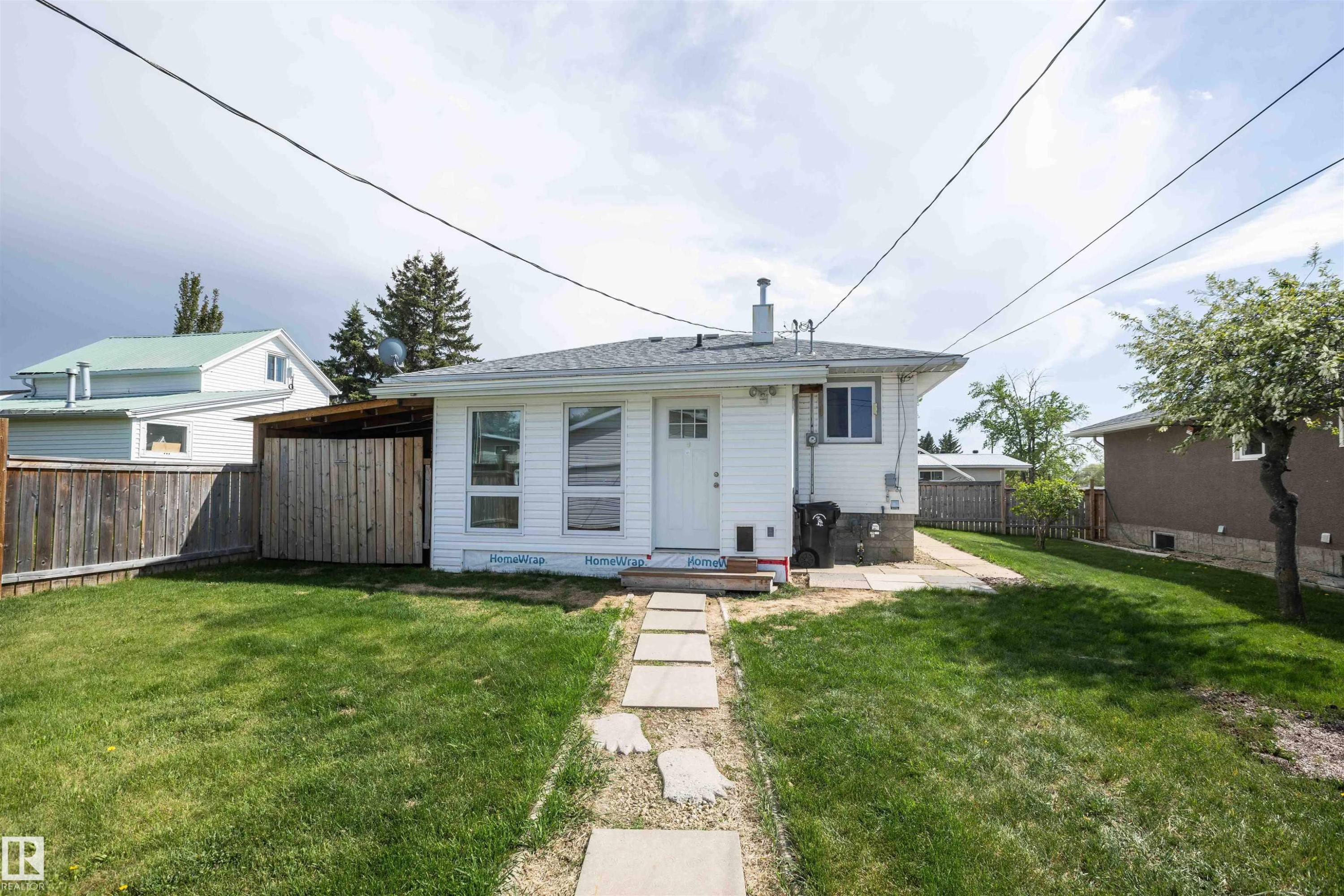 












4414 54 Avenue

,
Barrhead,




AB
T7N 1J9

