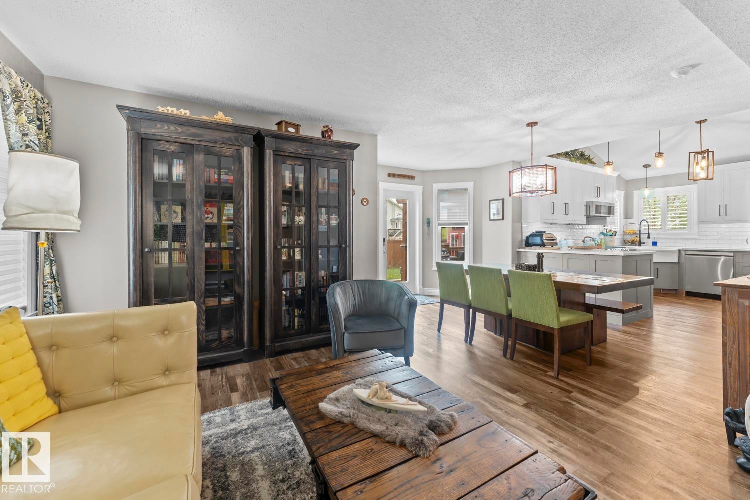 












13 Sammut Place

,
Cold Lake,




AB
T9M 1L5

