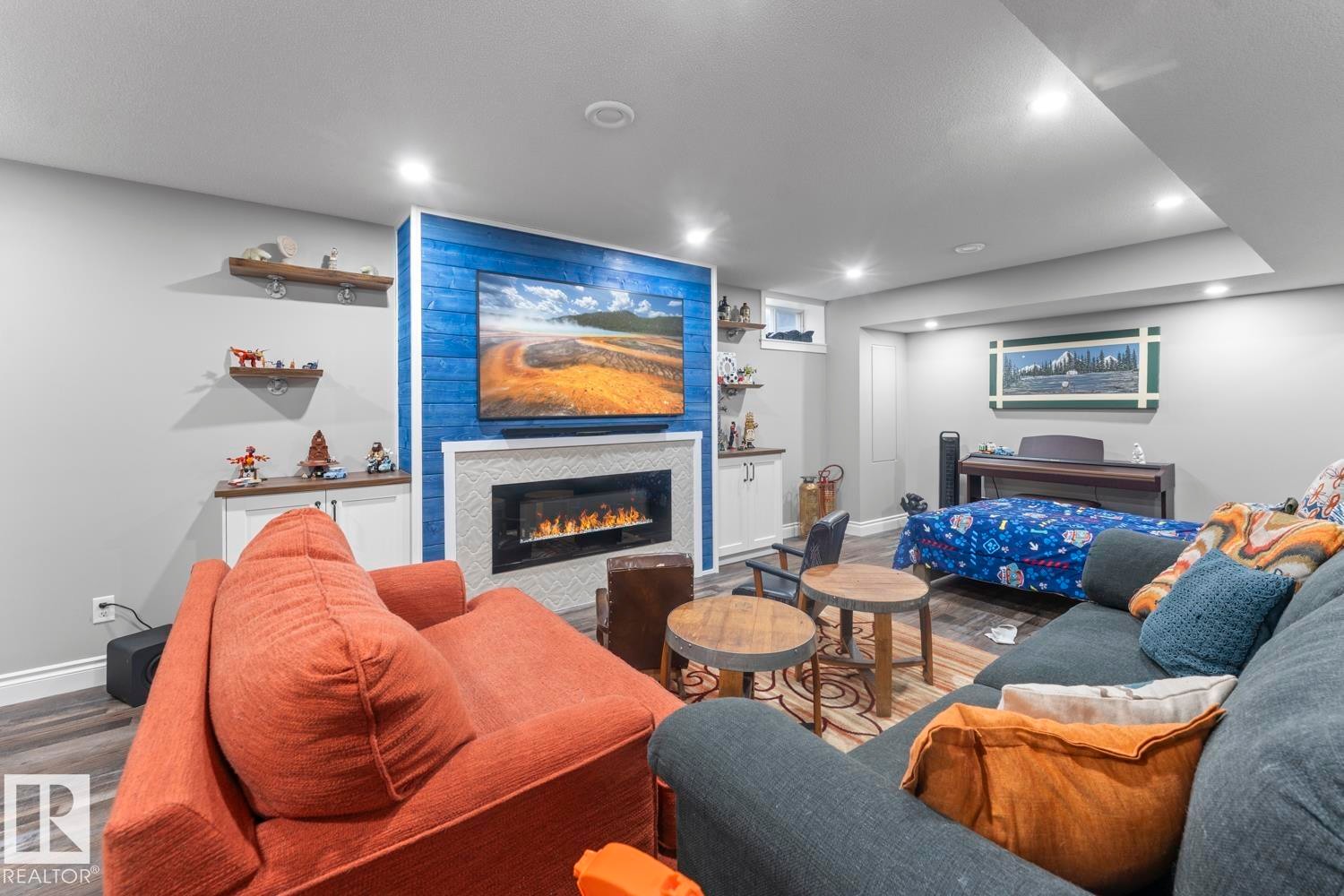 












13 Sammut Place

,
Cold Lake,




AB
T9M 1L5

