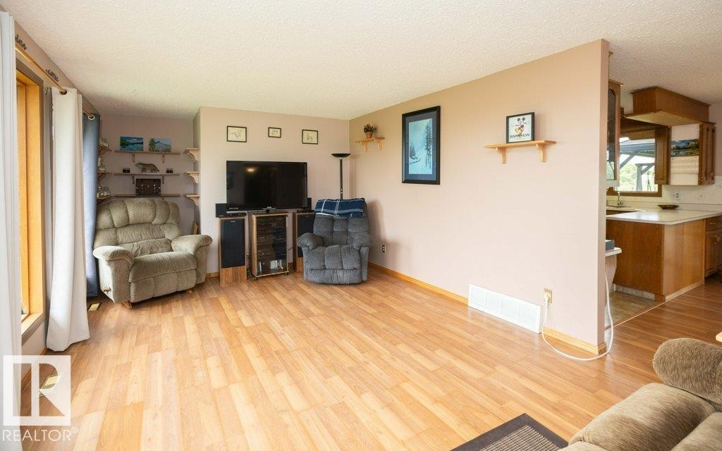












57532 Rg Rd 270 

,
Rural Westlock County,




AB
T0G 0H0

