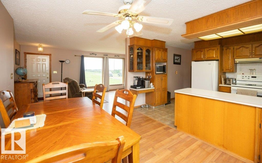 












57532 Rg Rd 270 

,
Rural Westlock County,




AB
T0G 0H0

