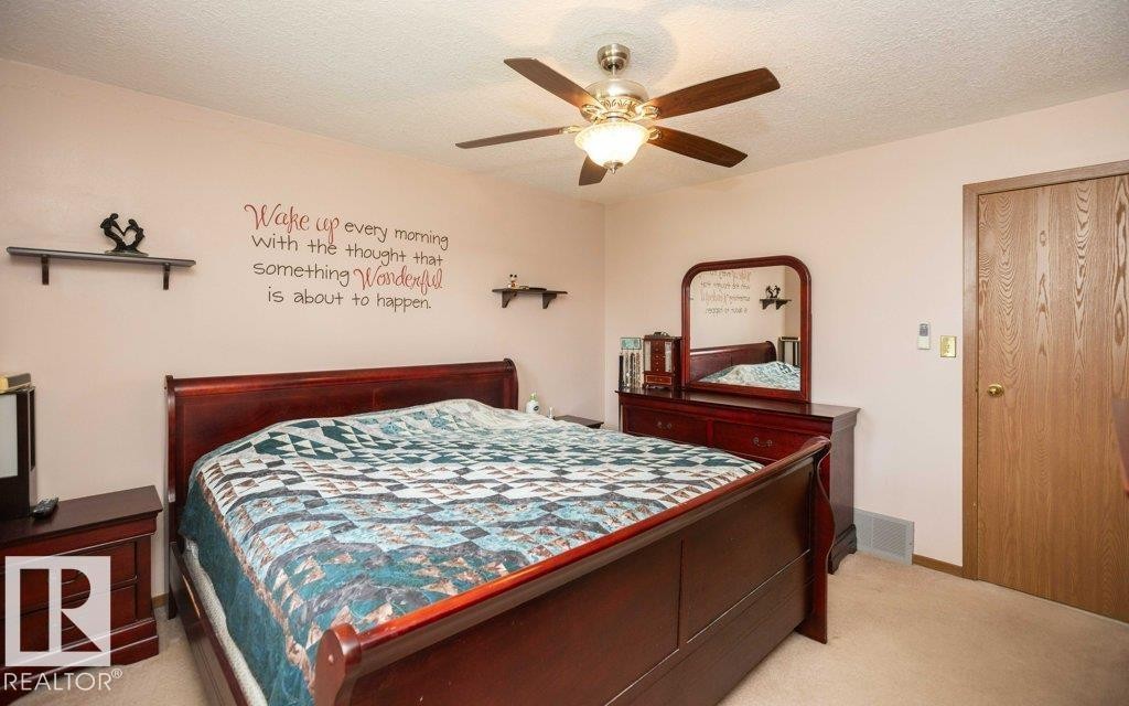 












57532 Rg Rd 270 

,
Rural Westlock County,




AB
T0G 0H0


