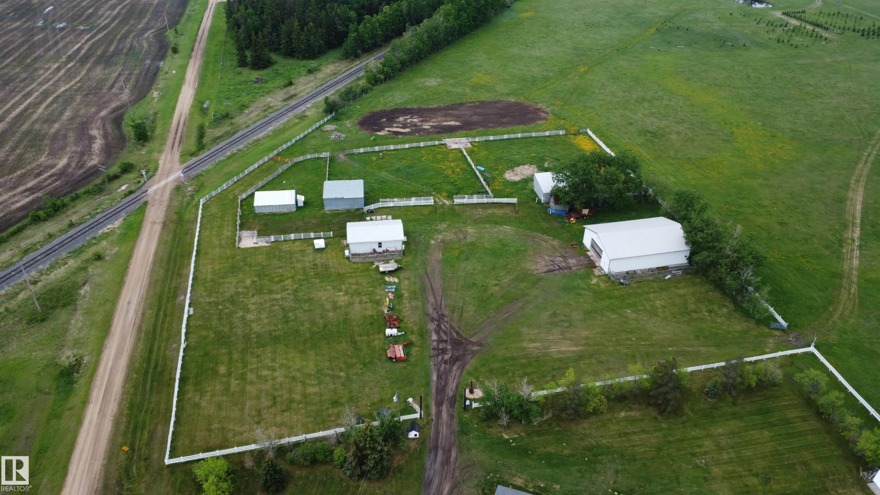 












57532 Rg Rd 270 

,
Rural Westlock County,




AB
T0G 0H0

