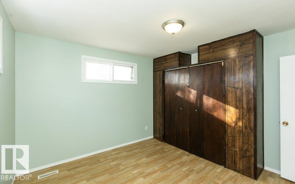 












9836 100 Street 

,
Westlock,




AB
T7P 2R2

