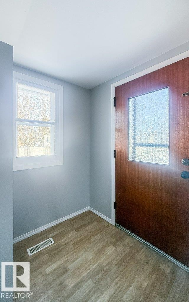 












9836 100 Street 

,
Westlock,




AB
T7P 2R2

