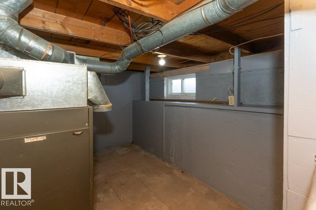 












9836 100 Street 

,
Westlock,




AB
T7P 2R2

