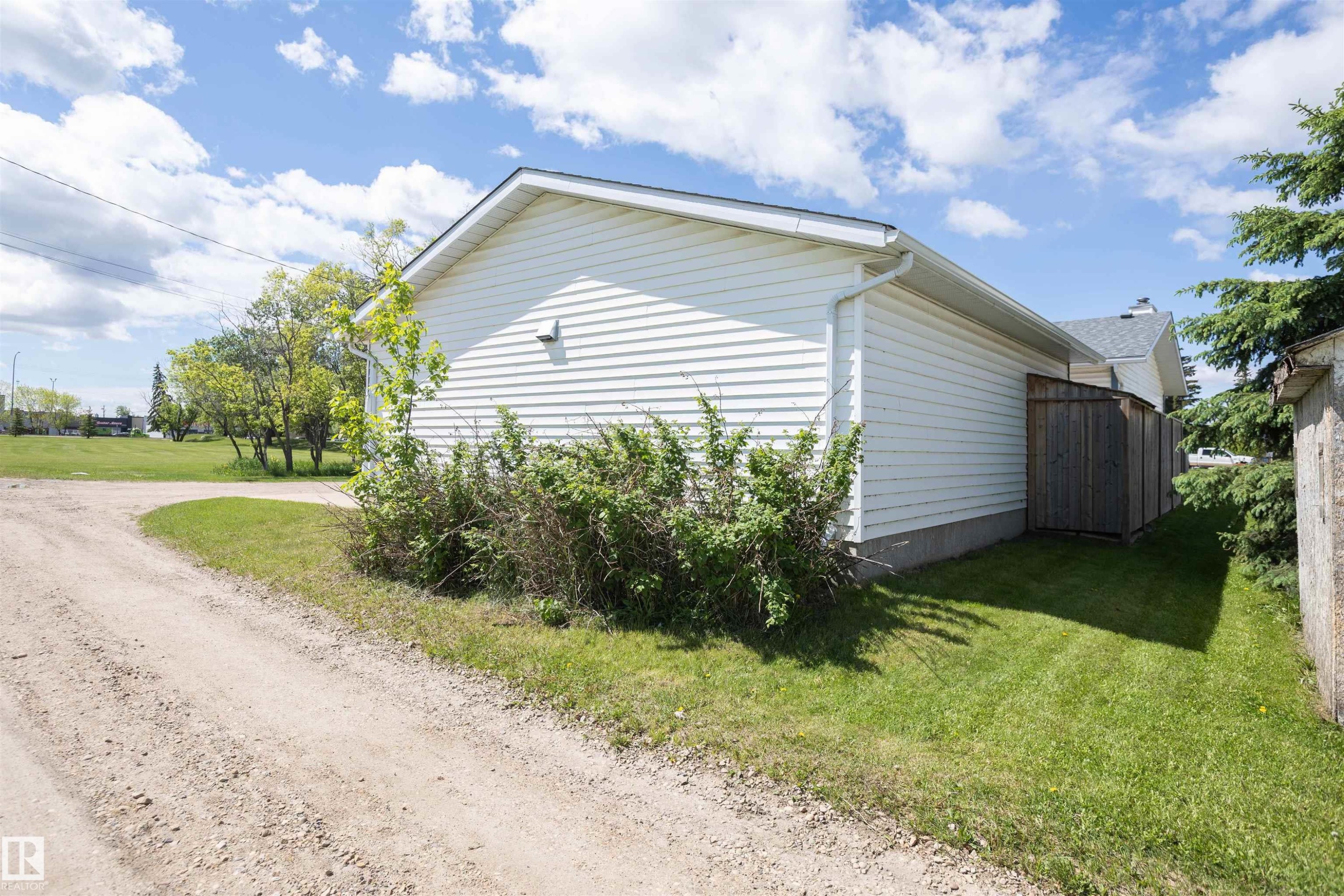 












10232 101 Street 

,
Westlock,




AB
T7P 1X9

