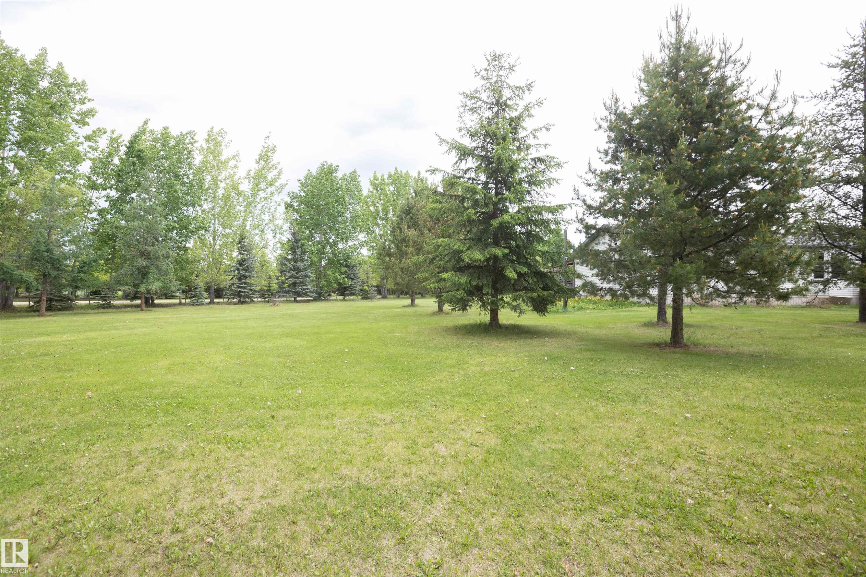 












209 5128 Highway 18 

,
Rural Barrhead County,




AB
T7N 1N3

