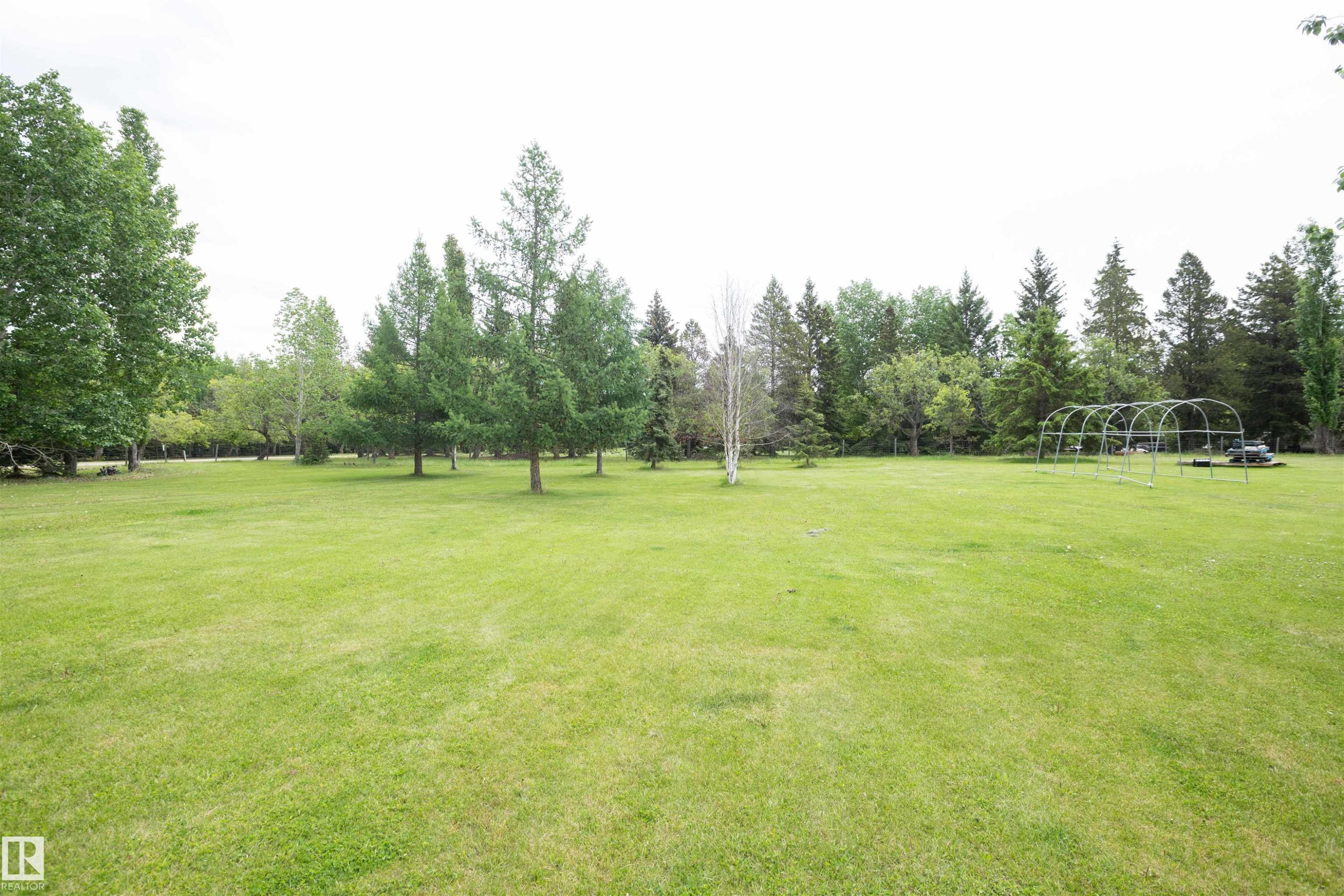 












209 5128 Highway 18 

,
Rural Barrhead County,




AB
T7N 1N3

