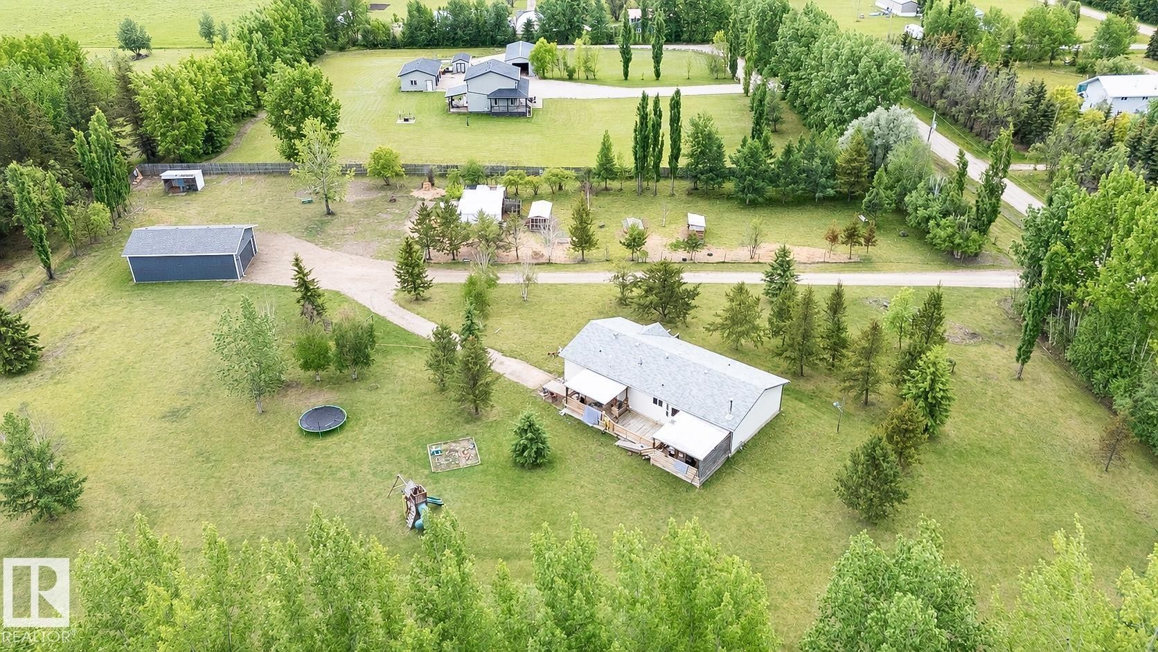 












209 5128 Highway 18 

,
Rural Barrhead County,




AB
T7N 1N3

