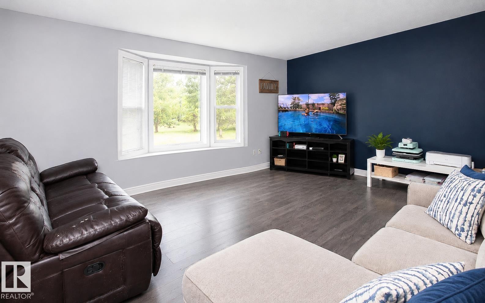 












209 5128 Highway 18 

,
Rural Barrhead County,




AB
T7N 1N3

