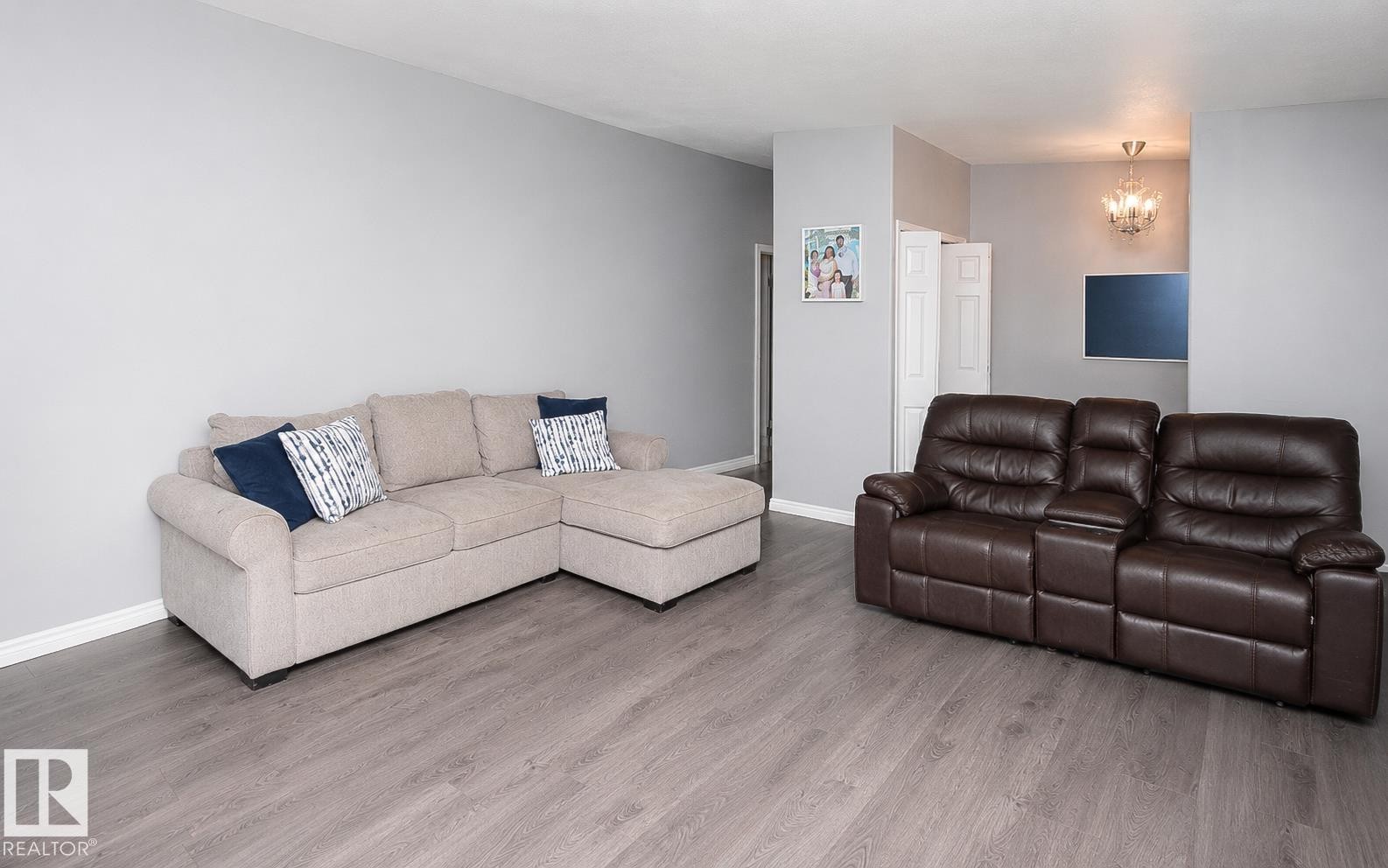 












209 5128 Highway 18 

,
Rural Barrhead County,




AB
T7N 1N3

