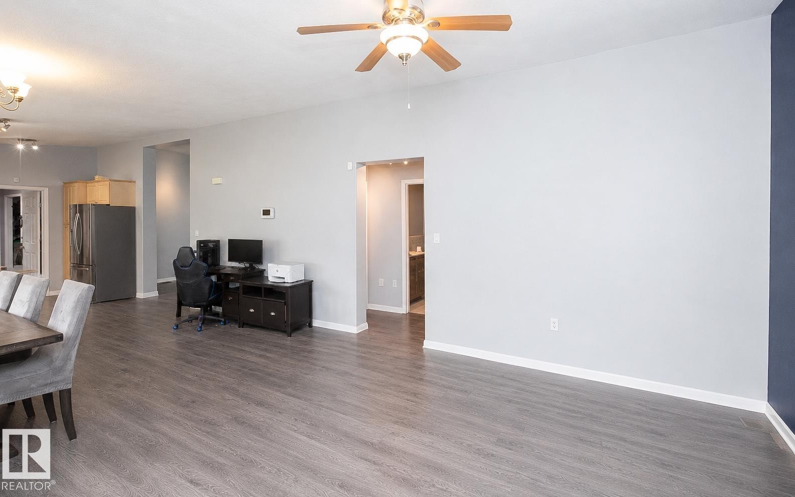 












209 5128 Highway 18 

,
Rural Barrhead County,




AB
T7N 1N3

