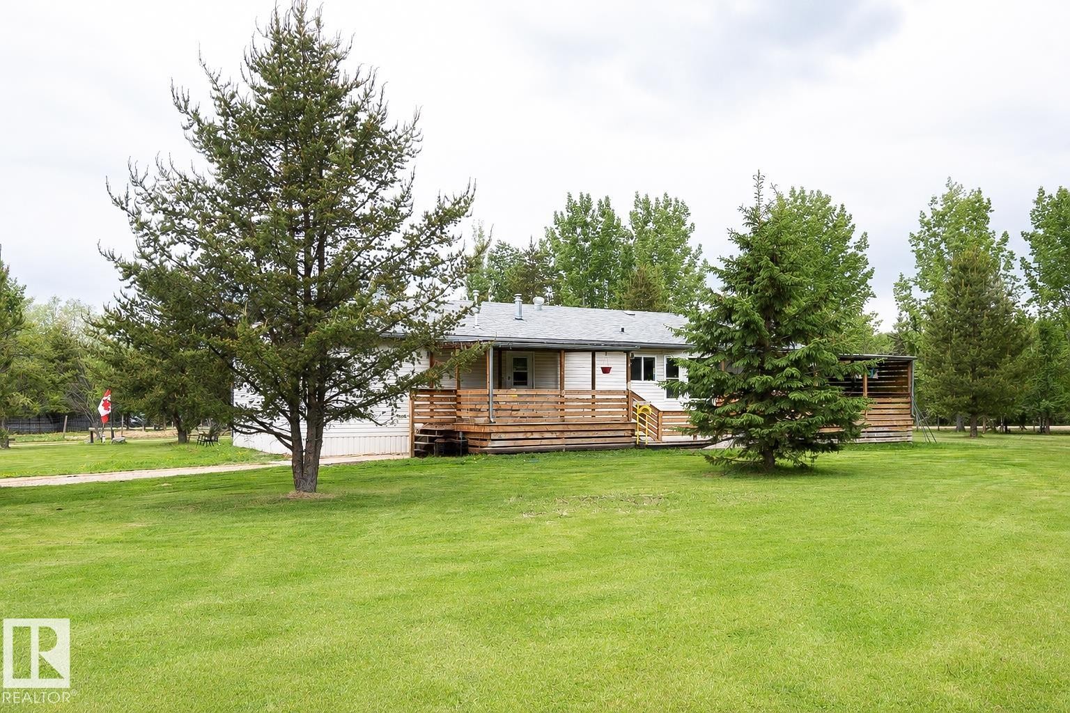 












209 5128 Highway 18 

,
Rural Barrhead County,




AB
T7N 1N3

