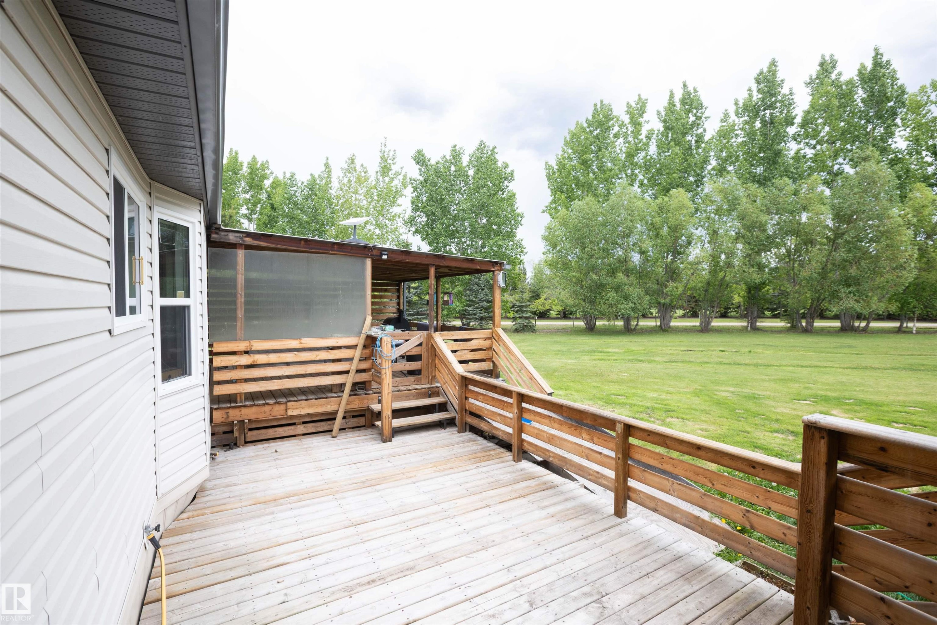 












209 5128 Highway 18 

,
Rural Barrhead County,




AB
T7N 1N3

