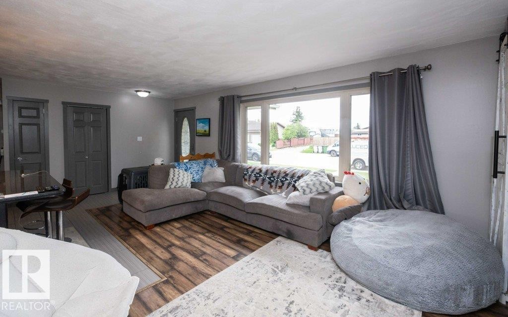 












10308 110 Avenue 

,
Westlock,




AB
T7P 1G2

