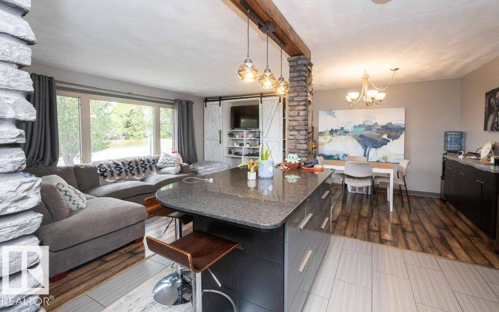 












10308 110 Avenue 

,
Westlock,




AB
T7P 1G2

