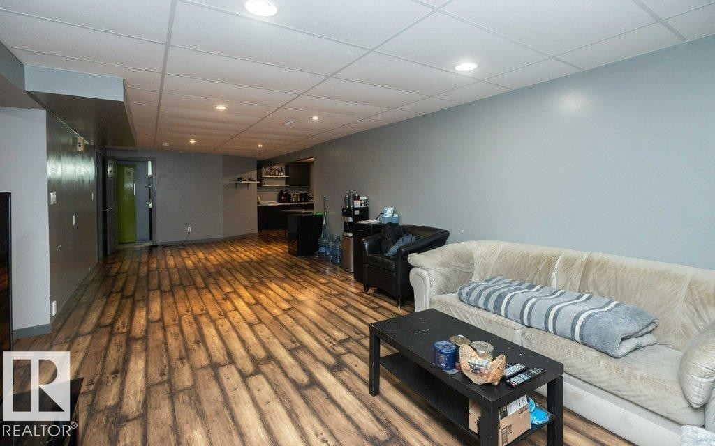 












10308 110 Avenue 

,
Westlock,




AB
T7P 1G2

