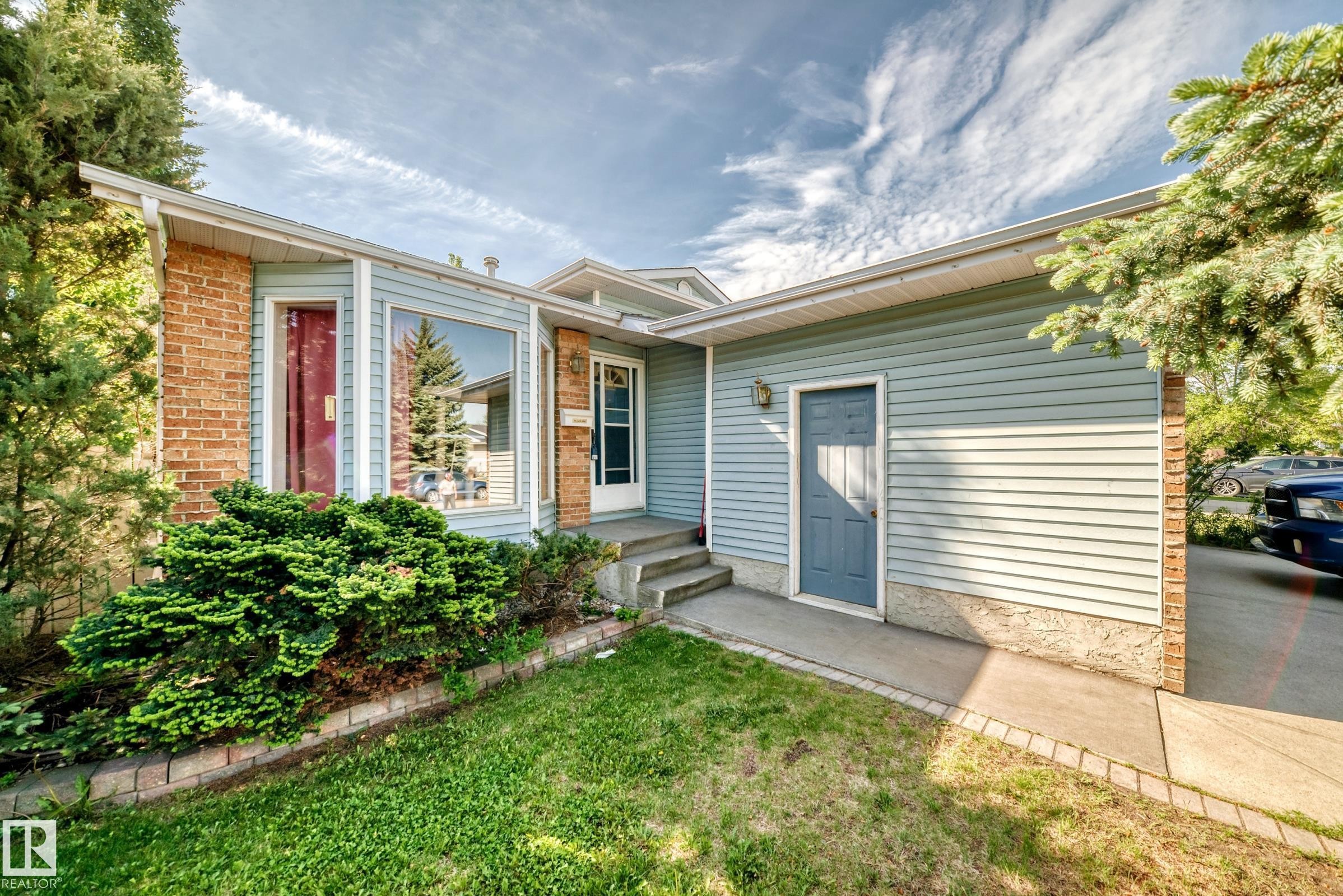 












8011 188 Street NW

,
Edmonton,




AB
T5T 5B1

