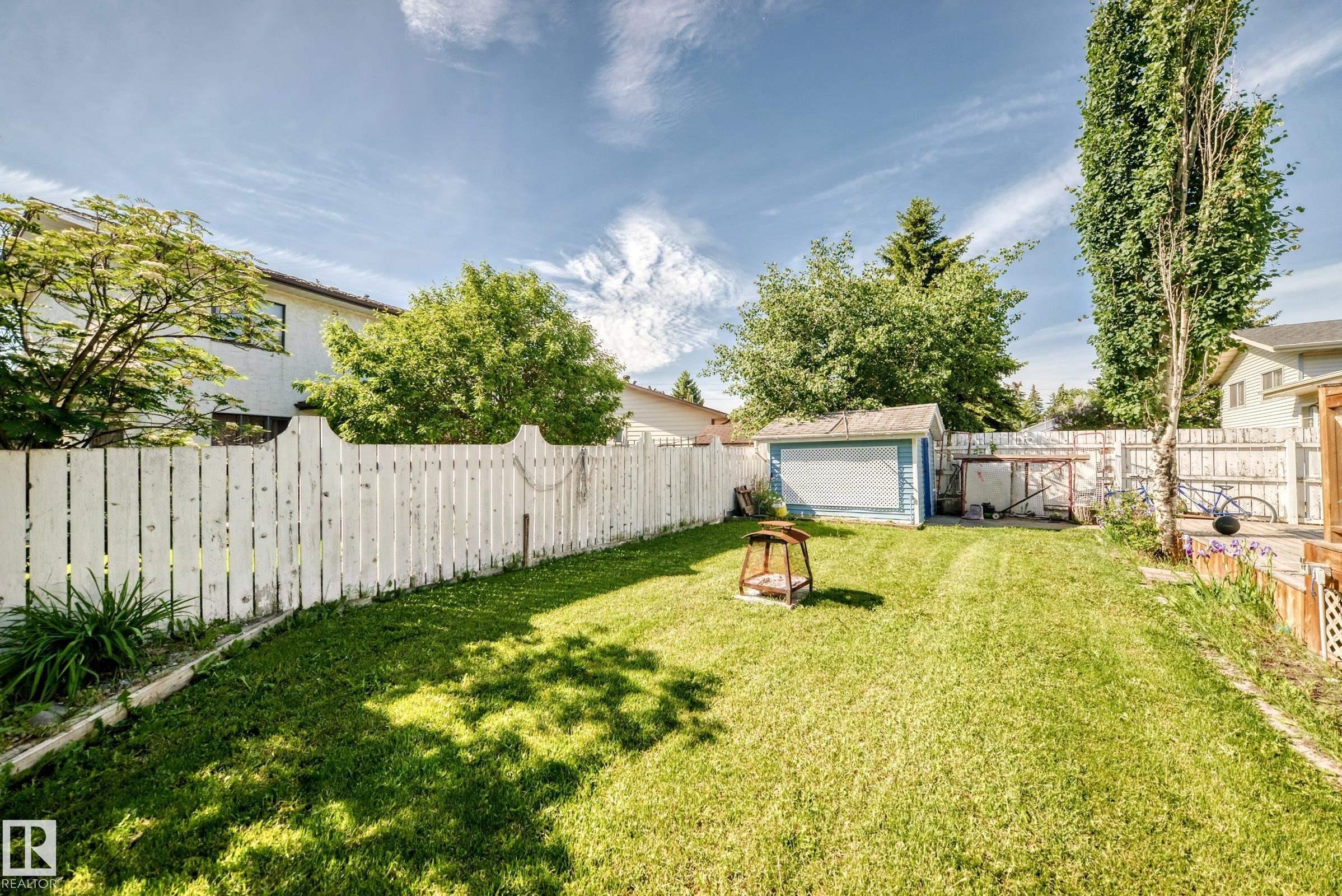 












8011 188 Street NW

,
Edmonton,




AB
T5T 5B1

