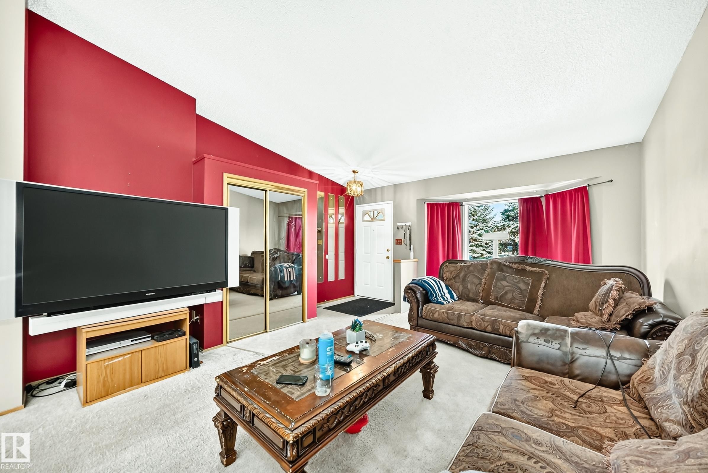 












8011 188 Street NW

,
Edmonton,




AB
T5T 5B1

