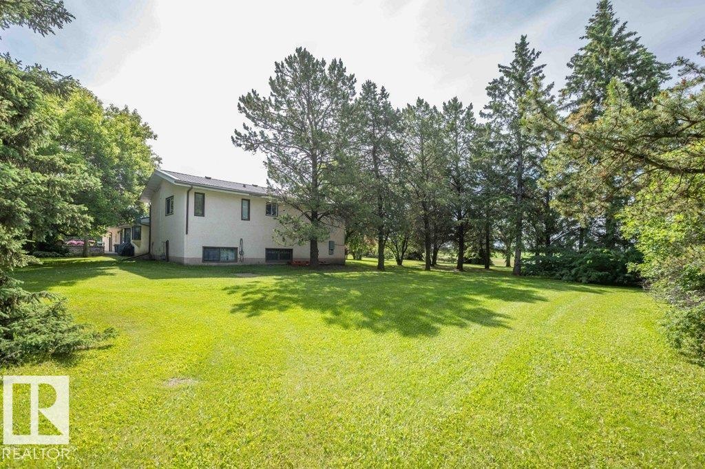 












26530 Twp Rd 590 

,
Rural Westlock County,




AB
T0G 1W0

