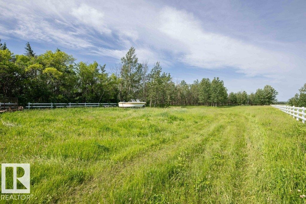












26530 Twp Rd 590 

,
Rural Westlock County,




AB
T0G 1W0

