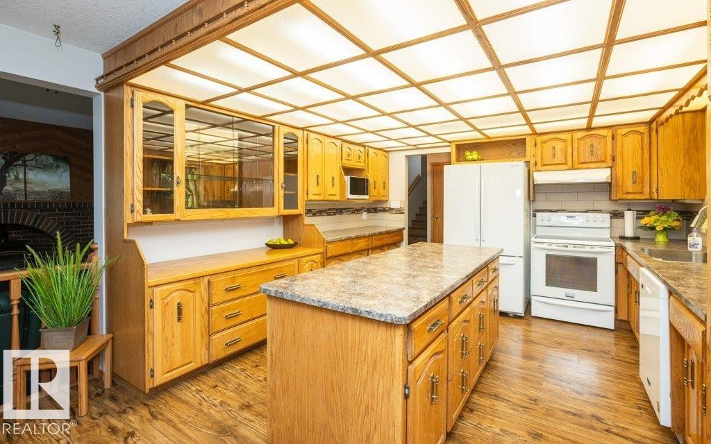 












26530 Twp Rd 590 

,
Rural Westlock County,




AB
T0G 1W0

