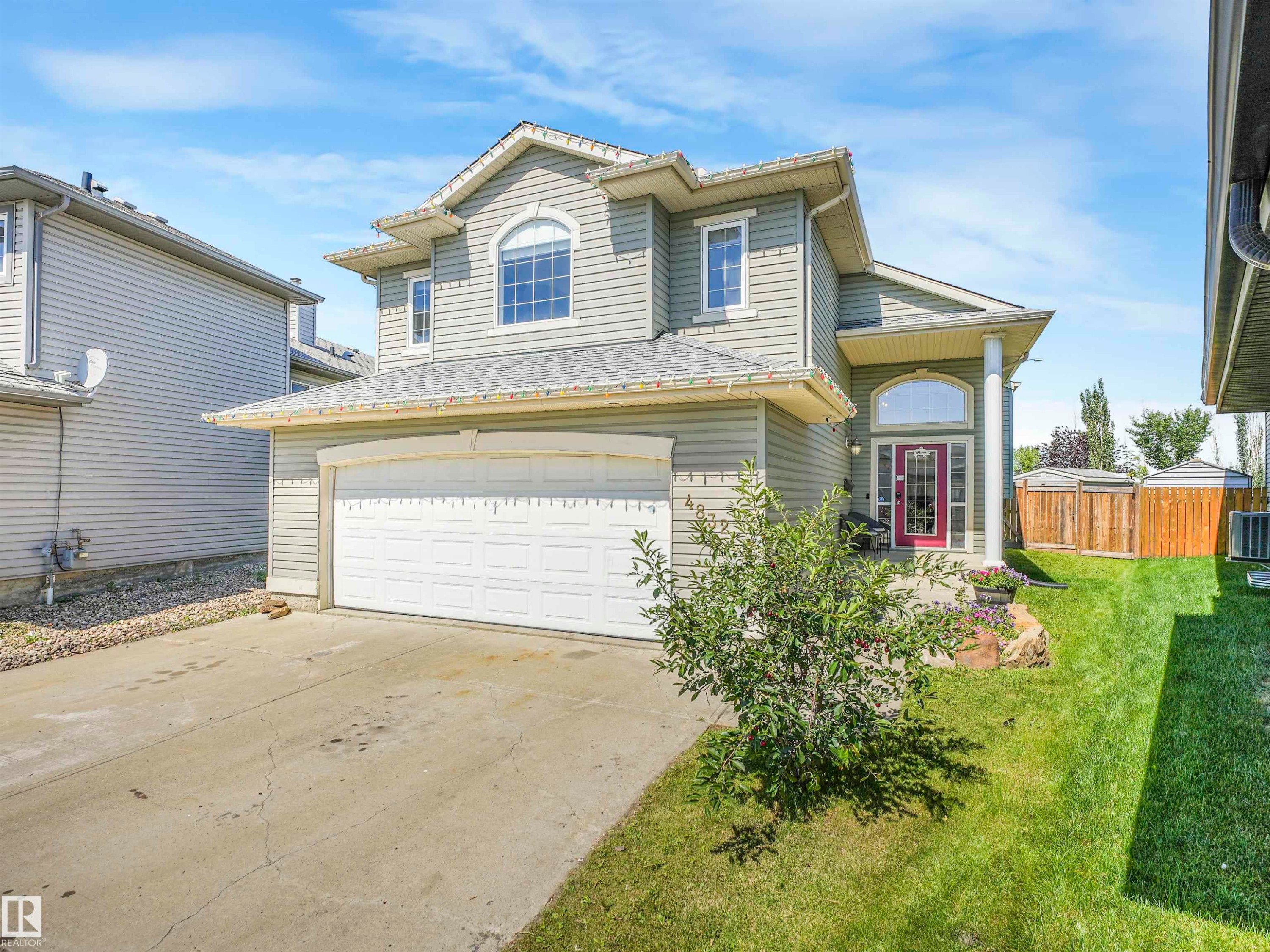 












4832 157 Avenue NW

,
Edmonton,




AB
T5Y 0B7

