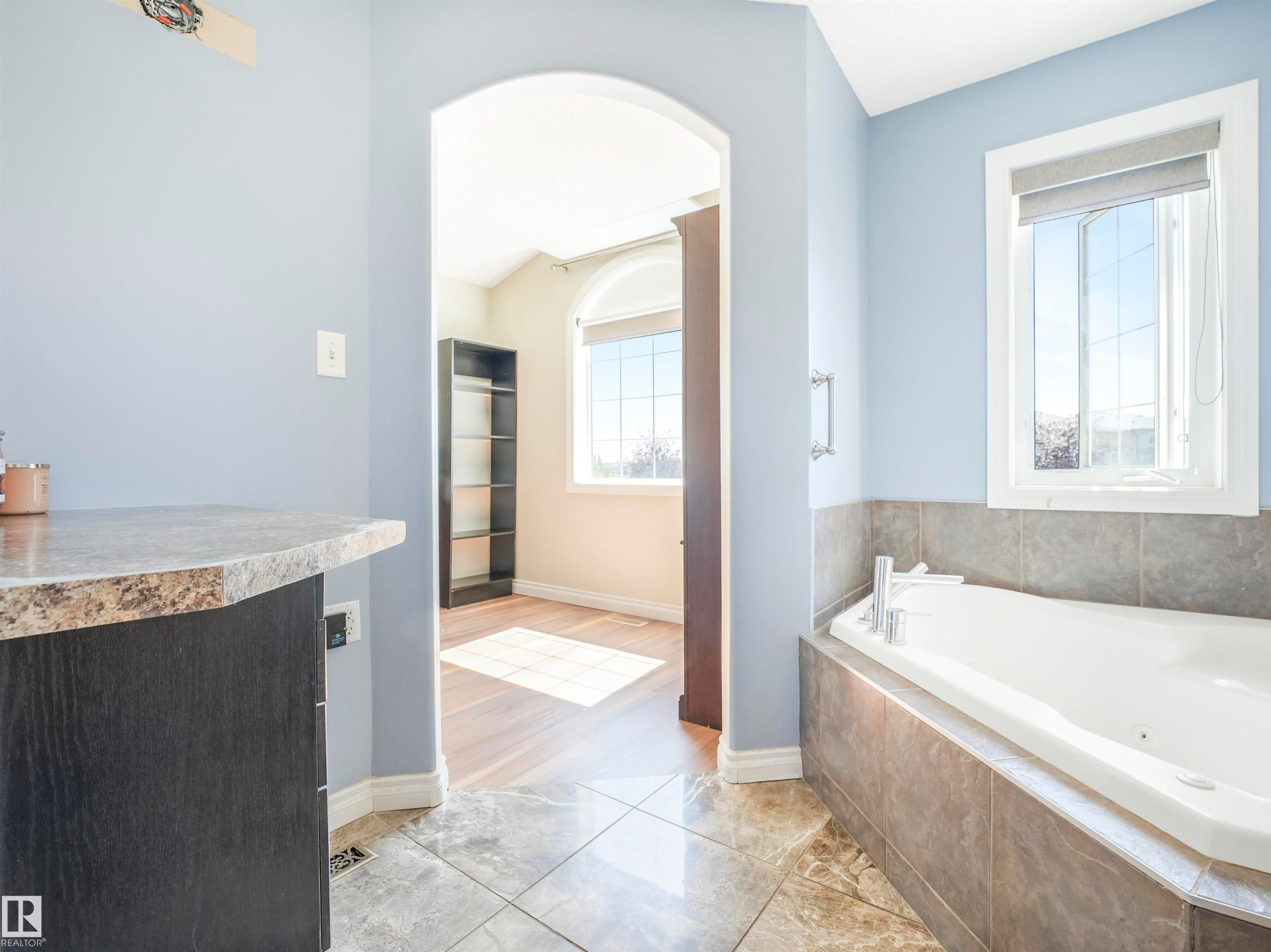 












4832 157 Avenue NW

,
Edmonton,




AB
T5Y 0B7

