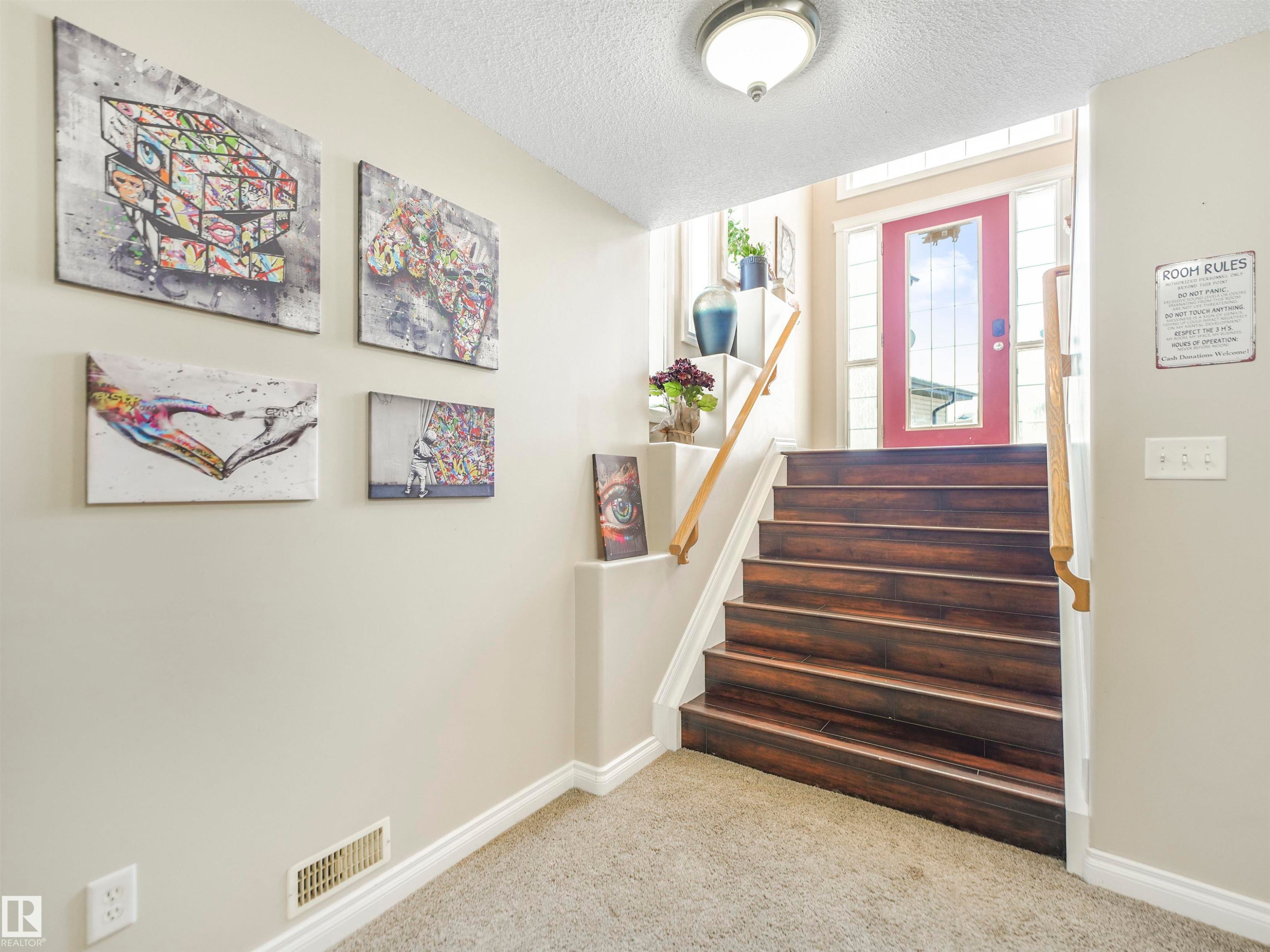 












4832 157 Avenue NW

,
Edmonton,




AB
T5Y 0B7


