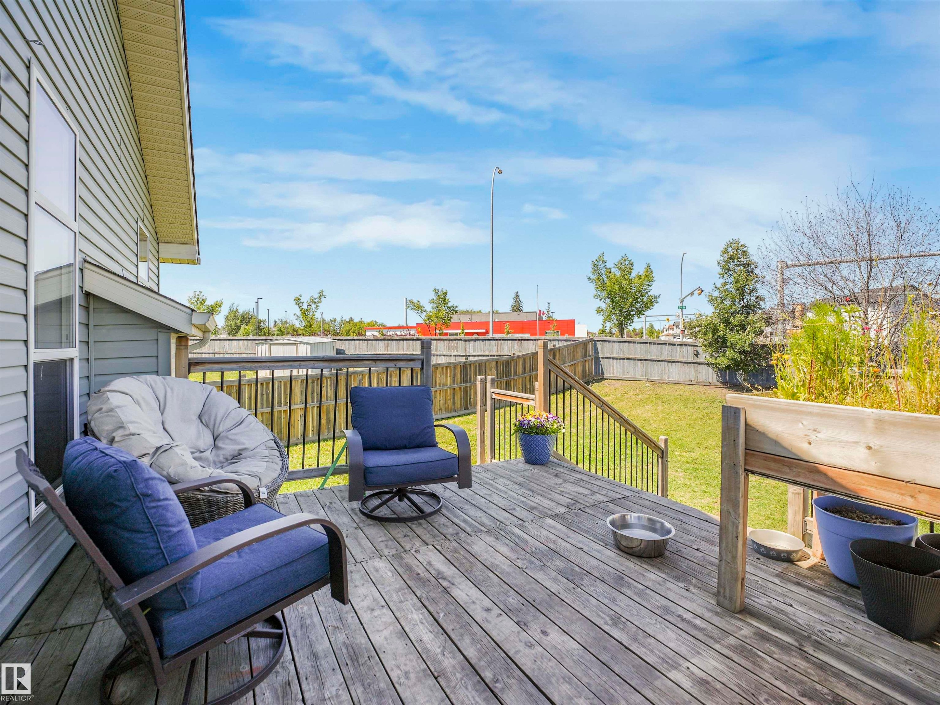 












4832 157 Avenue NW

,
Edmonton,




AB
T5Y 0B7

