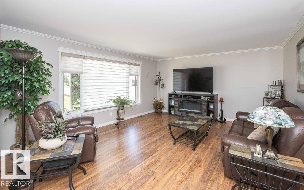 












10420 111 Avenue 

,
Westlock,




AB
T7P 1E9


