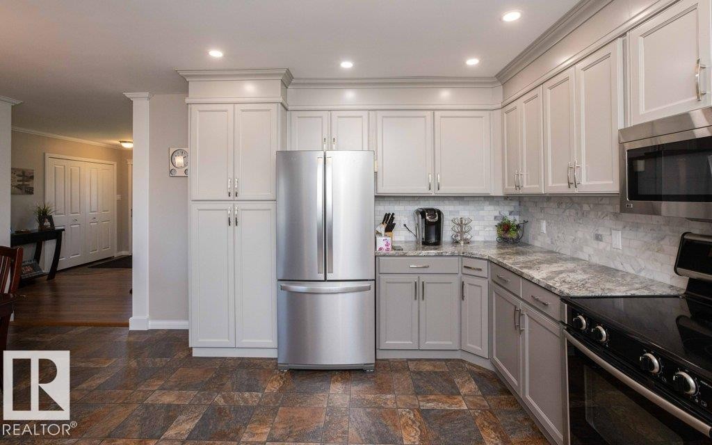 












10420 111 Avenue 

,
Westlock,




AB
T7P 1E9

