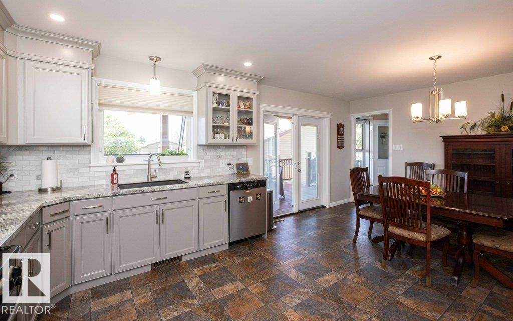 












10420 111 Avenue 

,
Westlock,




AB
T7P 1E9

