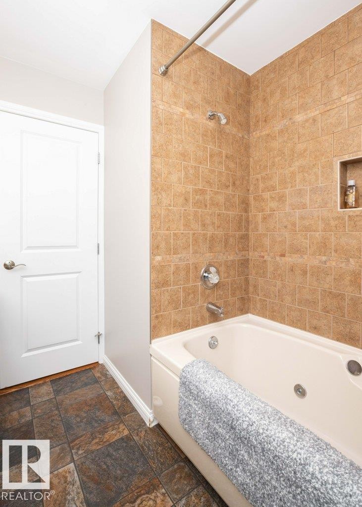 












10420 111 Avenue 

,
Westlock,




AB
T7P 1E9

