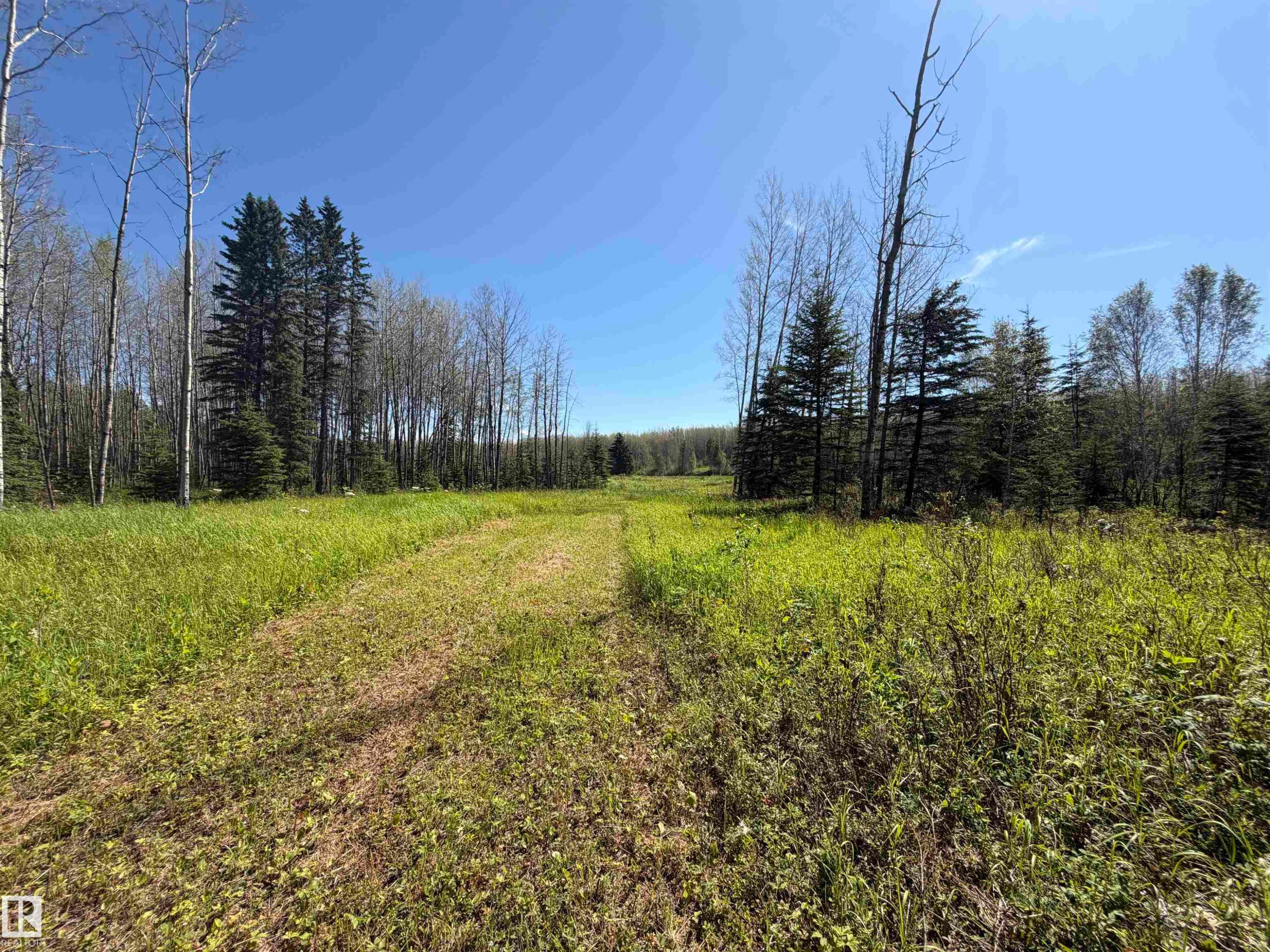 












SE-35-63-25-W4 . 

,
Rural Athabasca County,







AB
T0G 1T0

