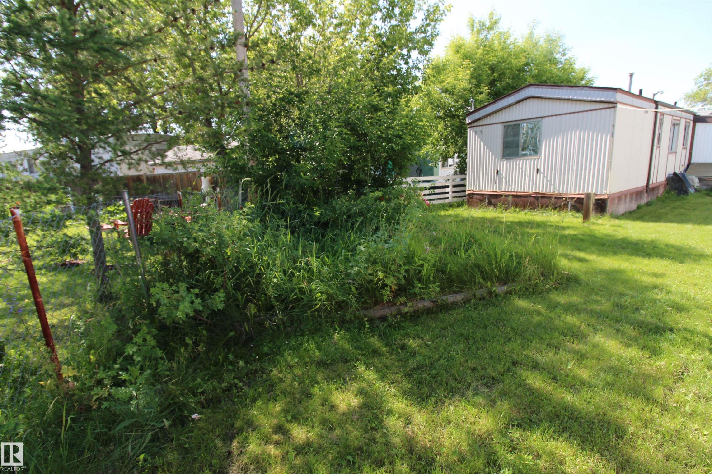 












#10 9501 104 Ave

,
Westlock,




AB
T7P 1M7

